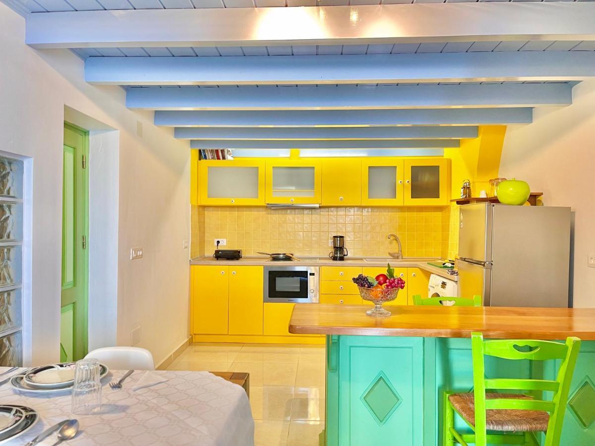 Seafront - Harbour View , Pitini 2 Apartment Symi Exterior foto