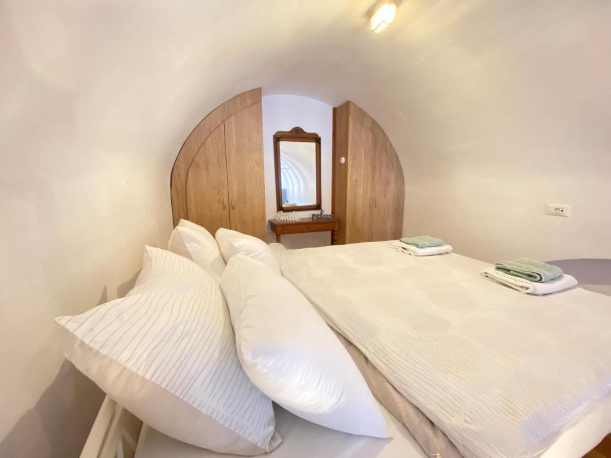 Seafront - Harbour View , Pitini 2 Apartment Symi Exterior foto