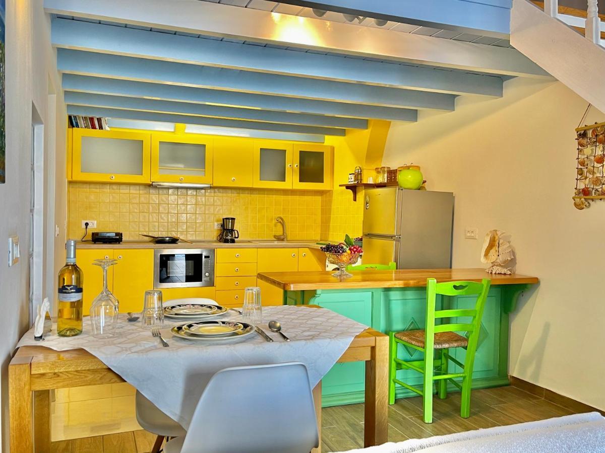 Seafront - Harbour View , Pitini 2 Apartment Symi Exterior foto