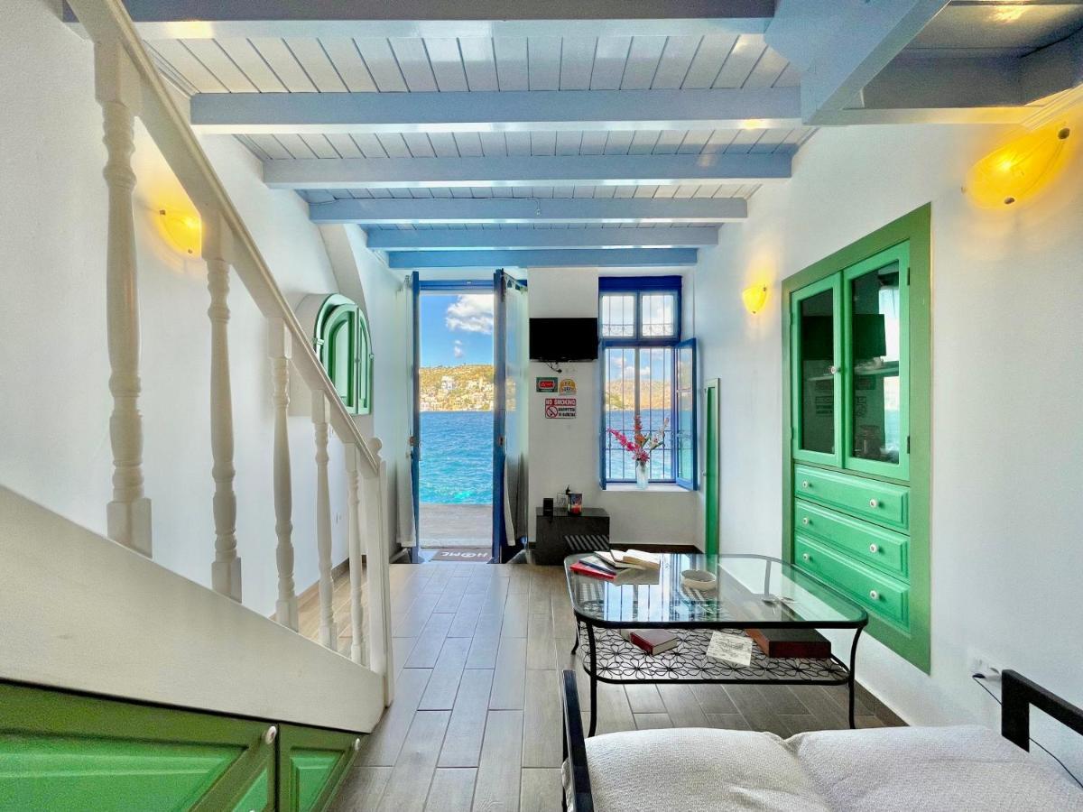 Seafront - Harbour View , Pitini 2 Apartment Symi Exterior foto