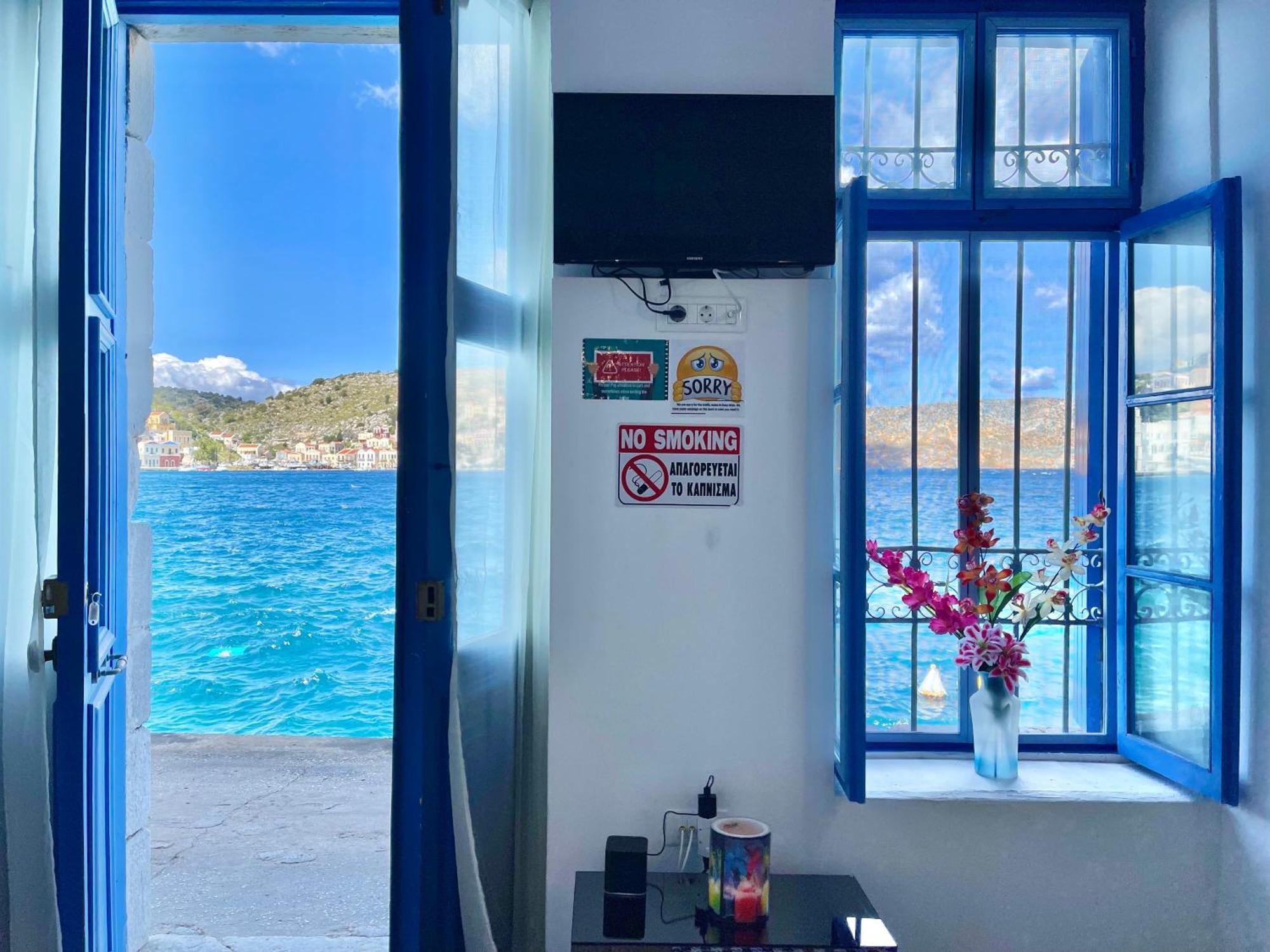 Seafront - Harbour View , Pitini 2 Apartment Symi Exterior foto